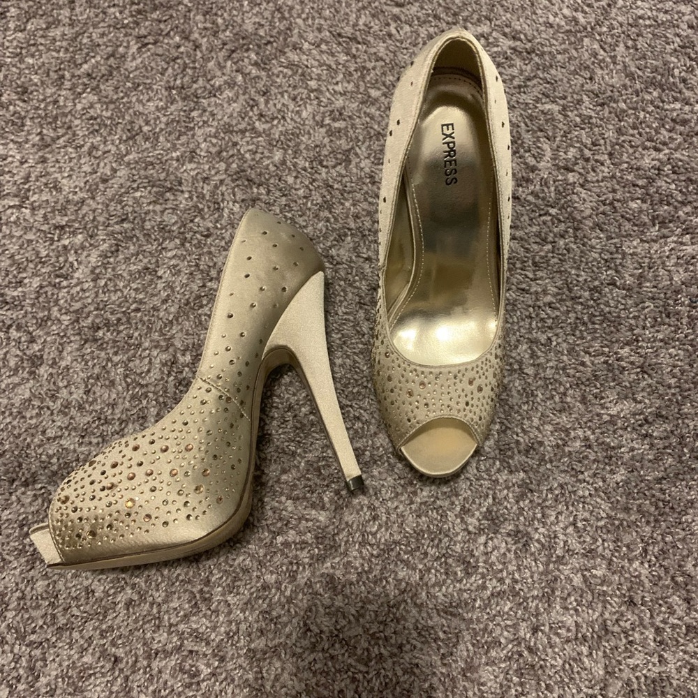 NEW Express 7.5 Satin Rhinestone Heels